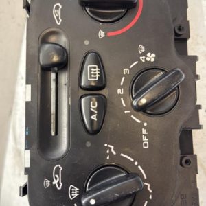 Commande chauffage PEUGEOT 206+ Essence - Image 1