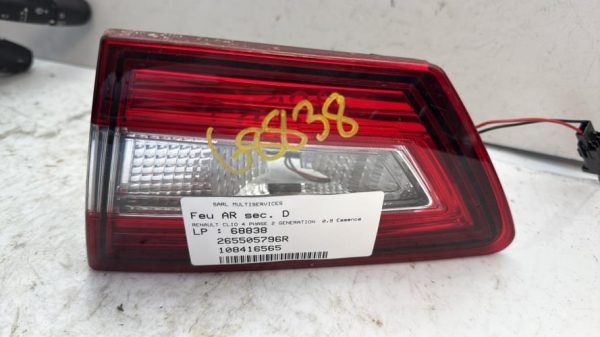 Feu arriere secondaire droit (feux) RENAULT CLIO 4 PHASE 2 Essence - Image 2