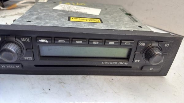 Autoradio d'origine AUDI A3 2 PHASE 1 Essence - Image 1