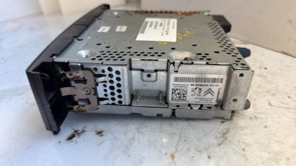 Autoradio d'origine PEUGEOT 308 1 PHASE 1 Diesel - Image 3