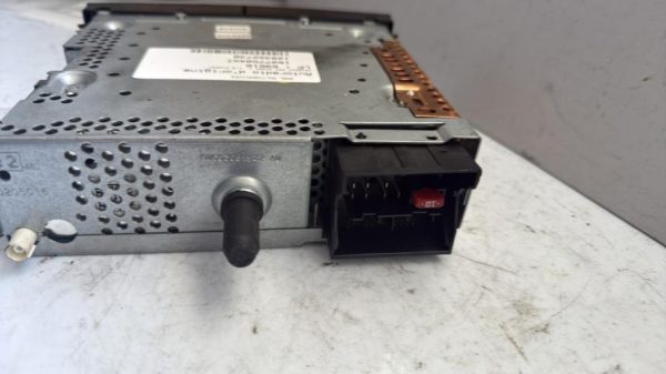Autoradio d'origine PEUGEOT 207 PHASE 1 Diesel - Image 4