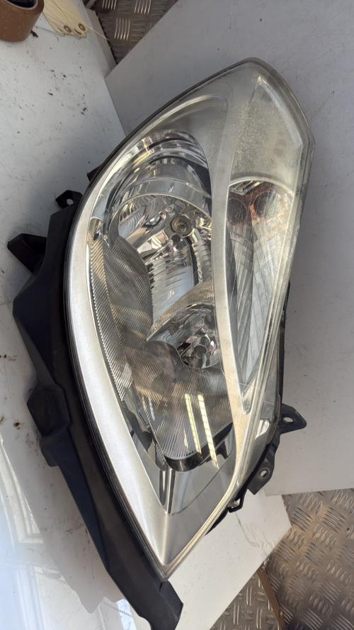 Optique avant principal droit (feux)(phare) RENAULT CLIO 3 PHASE 1 Diesel - Image 2