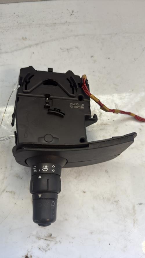 Commodo phare RENAULT CLIO 3 PHASE 1 Diesel - Image 3