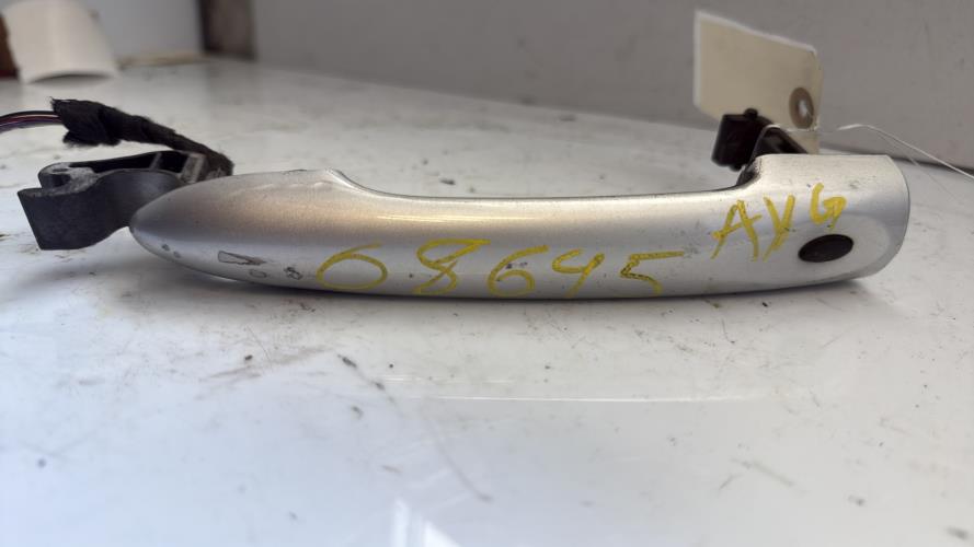 Poignee porte avant gauche RENAULT MEGANE 3 PHASE 1 Diesel - Image 3