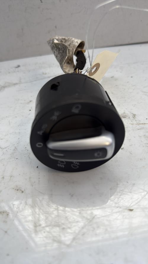 Commande de phare VOLKSWAGEN GOLF 6 Essence - Image 1
