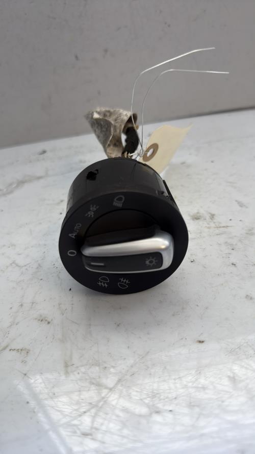 Commande de phare VOLKSWAGEN GOLF 6 Essence - Image 2