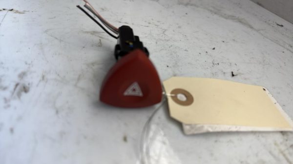 Bouton de warning RENAULT VEL SATIS PHASE 1 Diesel - Image 3