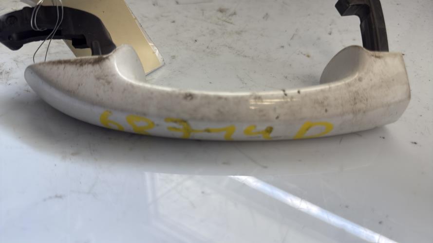 Poignee porte avant droit VOLKSWAGEN GOLF 6 Essence - Image 1