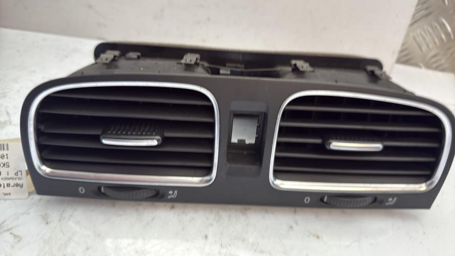 Aerateur tableau de bord VOLKSWAGEN GOLF 6 Essence - Image 1