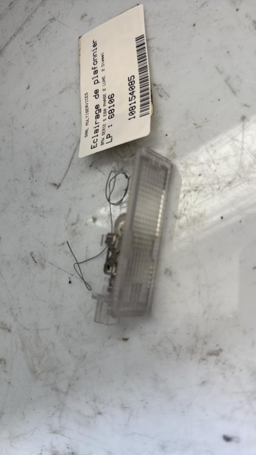 Eclairage de plafonnier BMW SERIE 5 E60 PHASE 2 Diesel - Image 4