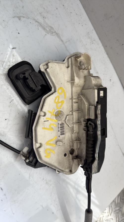 Serrure avant gauche VOLKSWAGEN GOLF 6 Essence - Image 3