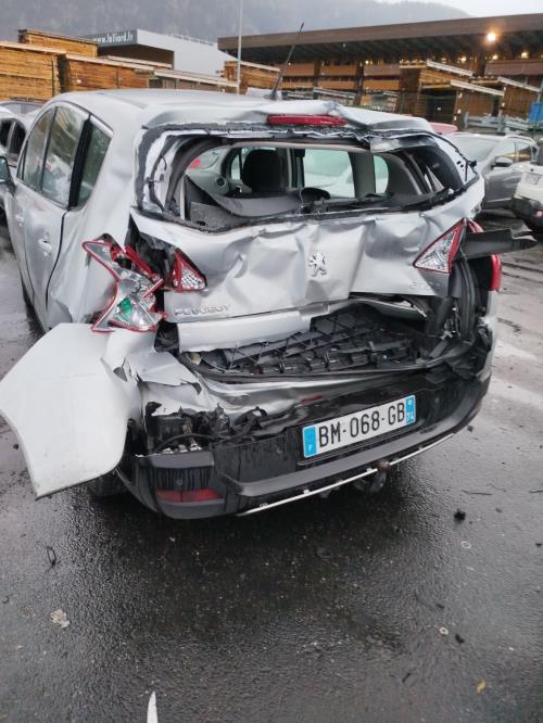 Aerateur tableau de bord avant gauche PEUGEOT 3008 1 PHASE 1 Diesel - Image 4