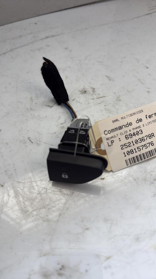 Commande de fermeture centralisee RENAULT CLIO 4 PHASE 2 Essence - Image 1
