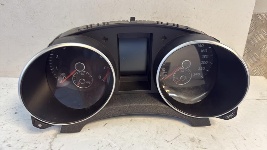 Compteur VOLKSWAGEN GOLF 6 Essence - Image 2