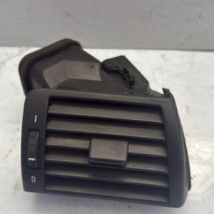 Aerateur tableau de bord avant droit BMW SERIE 3 E46 PHASE 1 Diesel - Image 1