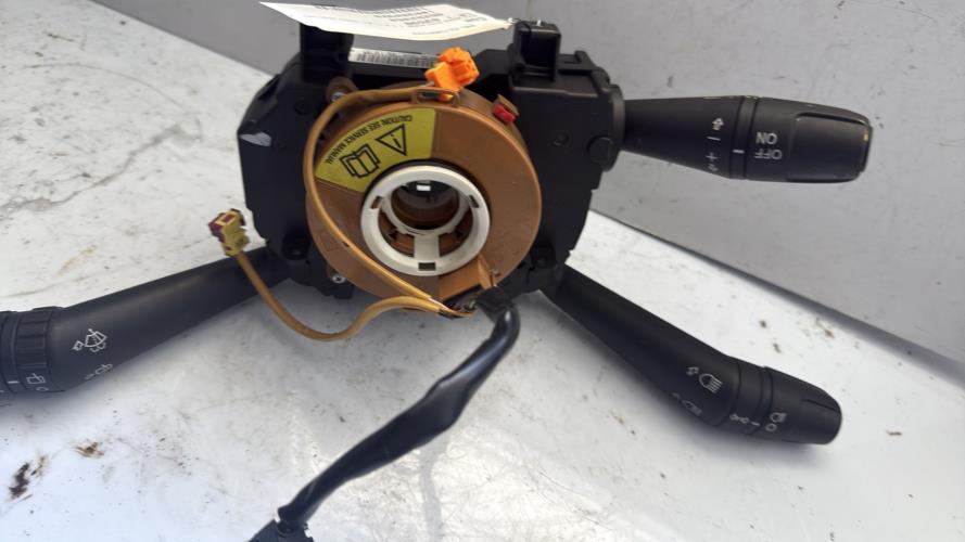 Com (Bloc Contacteur Tournant+Commodo Essuie Glace+Commodo Phare) ALFA ROMEO MITO PHASE 1 Essence - Image 1