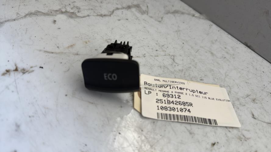 Bouton/Interrupteur RENAULT MEGANE 4 PHASE 2 Diesel/Hybride - Image 3