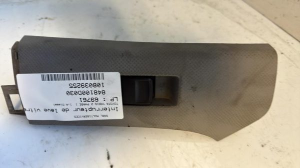 Interrupteur de leve vitre avant droit TOYOTA YARIS 2 PHASE 1 Diesel - Image 2