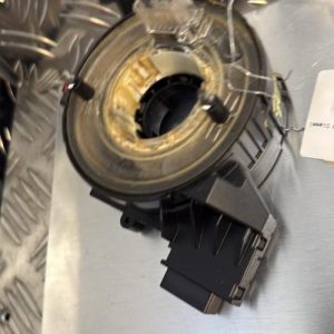 Contacteur tournant VOLKSWAGEN GOLF 5 Diesel - Image 1