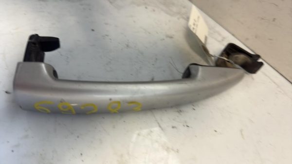 Poignee porte avant droit PEUGEOT 207 PHASE 2 CABRIOLET Diesel - Image 2