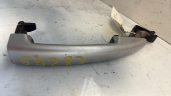 Poignee porte avant droit PEUGEOT 207 PHASE 2 CABRIOLET Diesel - Image 3
