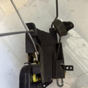 Serrure avant gauche HYUNDAI MATRIX PHASE 1 Essence - Image 1