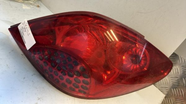 Feu arriere principal droit (feux) PEUGEOT 207 PHASE 1 Diesel - Image 4