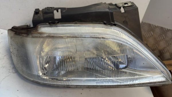 Optique avant principal droit (feux)(phare) CITROEN XSARA PHASE 1 Essence - Image 1