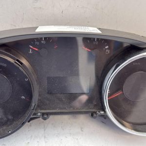 Compteur PEUGEOT 5008 1 PHASE 1 Diesel - Image 1