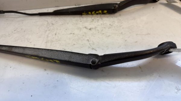 Bras essuie glace avant gauche NISSAN QASHQAI 1 PHASE 1 Diesel - Image 2