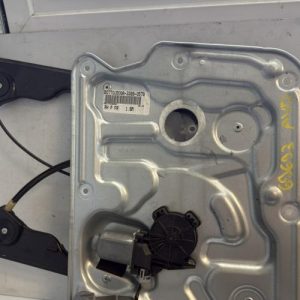 Leve vitre electrique avant droit NISSAN QASHQAI 1 PHASE 1 Diesel - Image 1