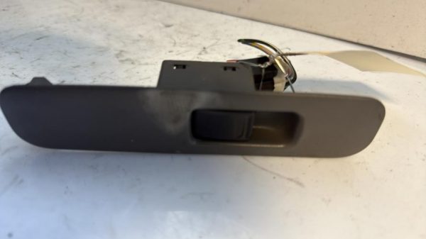 Interrupteur de leve vitre SUZUKI ALTO 1 Essence - Image 3