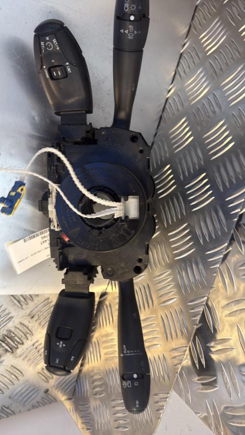 Com (Bloc Contacteur Tournant+Commodo Essuie Glace+Commodo Phare) CITROEN C3 PICASSO PHASE 1 Diesel - Image 1