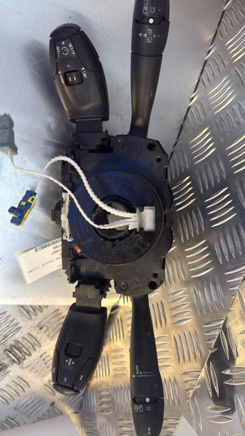 Com (Bloc Contacteur Tournant+Commodo Essuie Glace+Commodo Phare) CITROEN C3 PICASSO PHASE 1 Diesel - Image 2