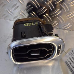 Aerateur tableau de bord avant droit CITROEN C3 PICASSO PHASE 1 Diesel - Image 1