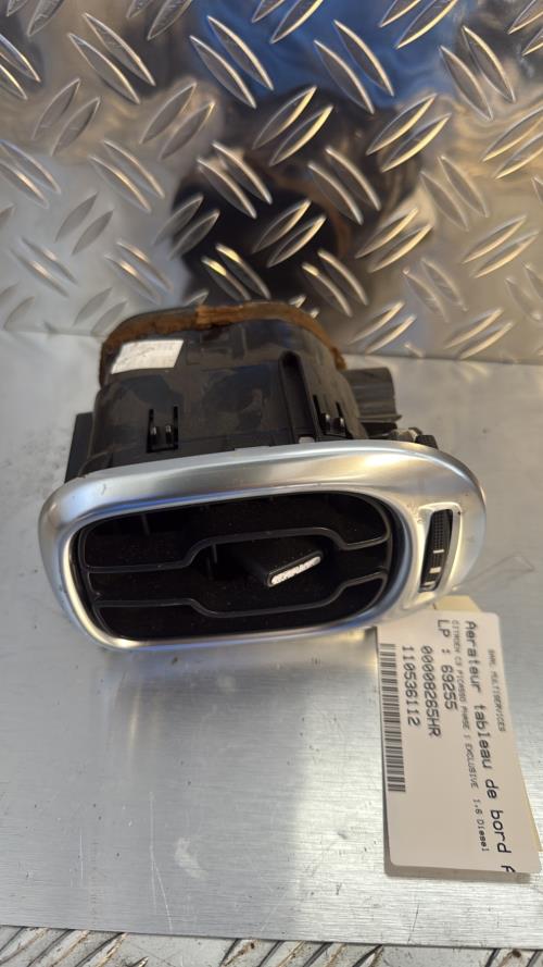Aerateur tableau de bord avant gauche CITROEN C3 PICASSO PHASE 1 Diesel - Image 2