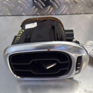 Aerateur tableau de bord CITROEN C3 PICASSO PHASE 1 Diesel - Image 1