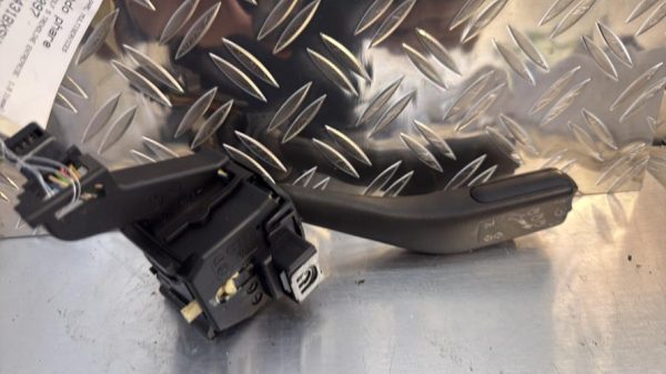 Commodo phare VOLKSWAGEN GOLF 5 Diesel - Image 2