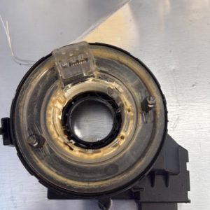 Contacteur tournant VOLKSWAGEN PASSAT 5 BREAK Essence - Image 1