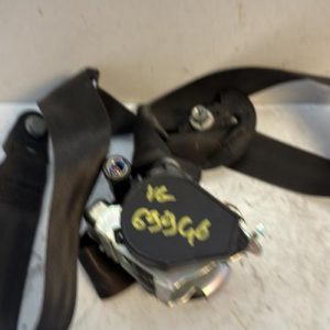 Ceinture avant gauche PEUGEOT 308 1 PHASE 1 Diesel - Image 1