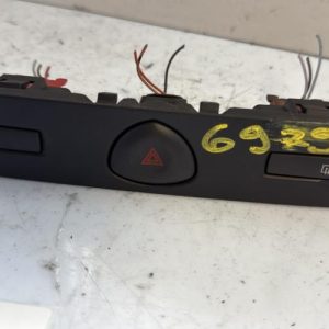 Bouton de warning RENAULT CLIO 2 PHASE 2 Essence - Image 1