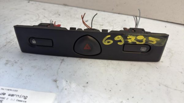 Bouton de warning RENAULT CLIO 2 PHASE 2 Essence - Image 2