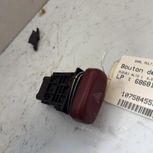 Bouton de warning SUZUKI ALTO 1 Essence - Image 1