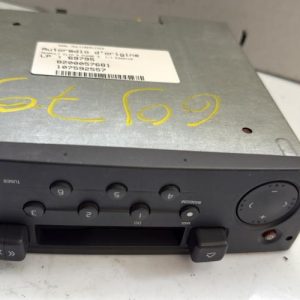 Autoradio d'origine RENAULT CLIO 2 PHASE 2 Essence - Image 1