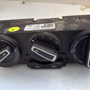 Commande chauffage VOLKSWAGEN POLO 5 PHASE 2 Diesel - Image 1