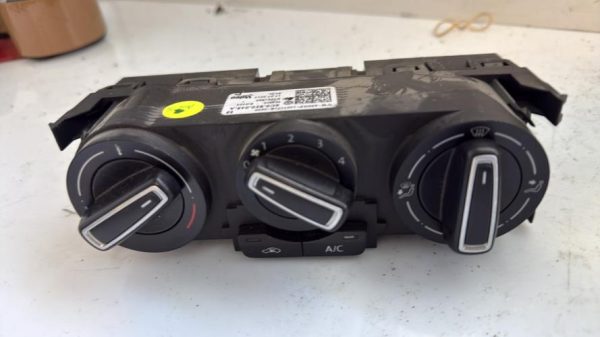 Commande chauffage VOLKSWAGEN POLO 5 PHASE 2 Diesel - Image 1
