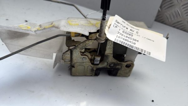 Serrure avant gauche RENAULT CLIO 2 PHASE 1 Essence - Image 1