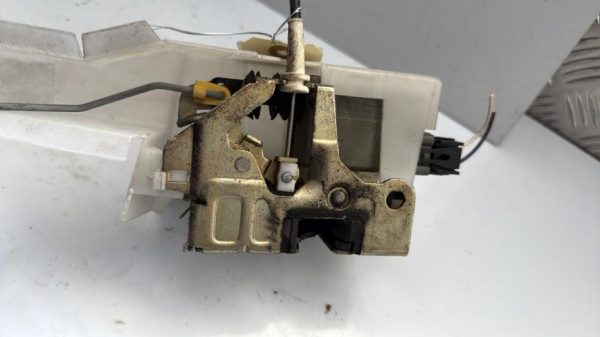 Serrure avant gauche RENAULT CLIO 2 PHASE 1 Essence - Image 3