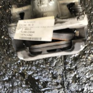 Etrier avant droit (freinage) RENAULT MEGANE 4 PHASE 2 Diesel/Hybride - Image 1