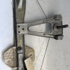 Leve vitre mecanique arriere gauche RENAULT CLIO 2 PHASE 1 Essence - Image 2